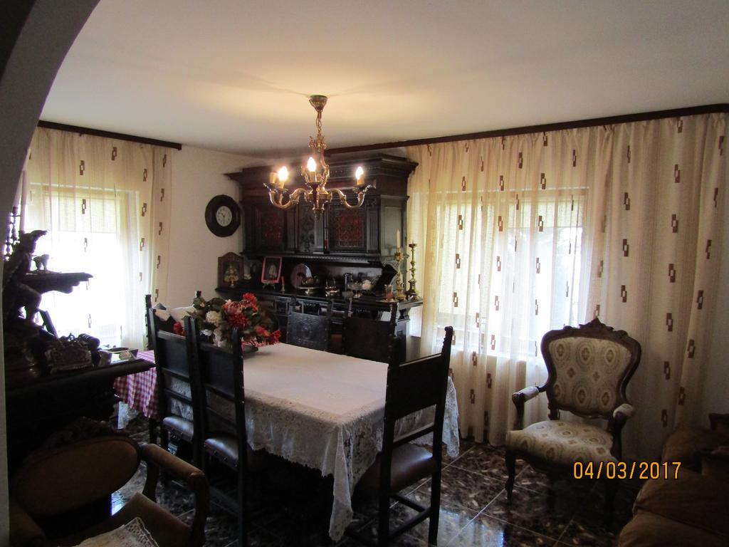 Casa Gotika Guest House วามา ภายนอก รูปภาพ