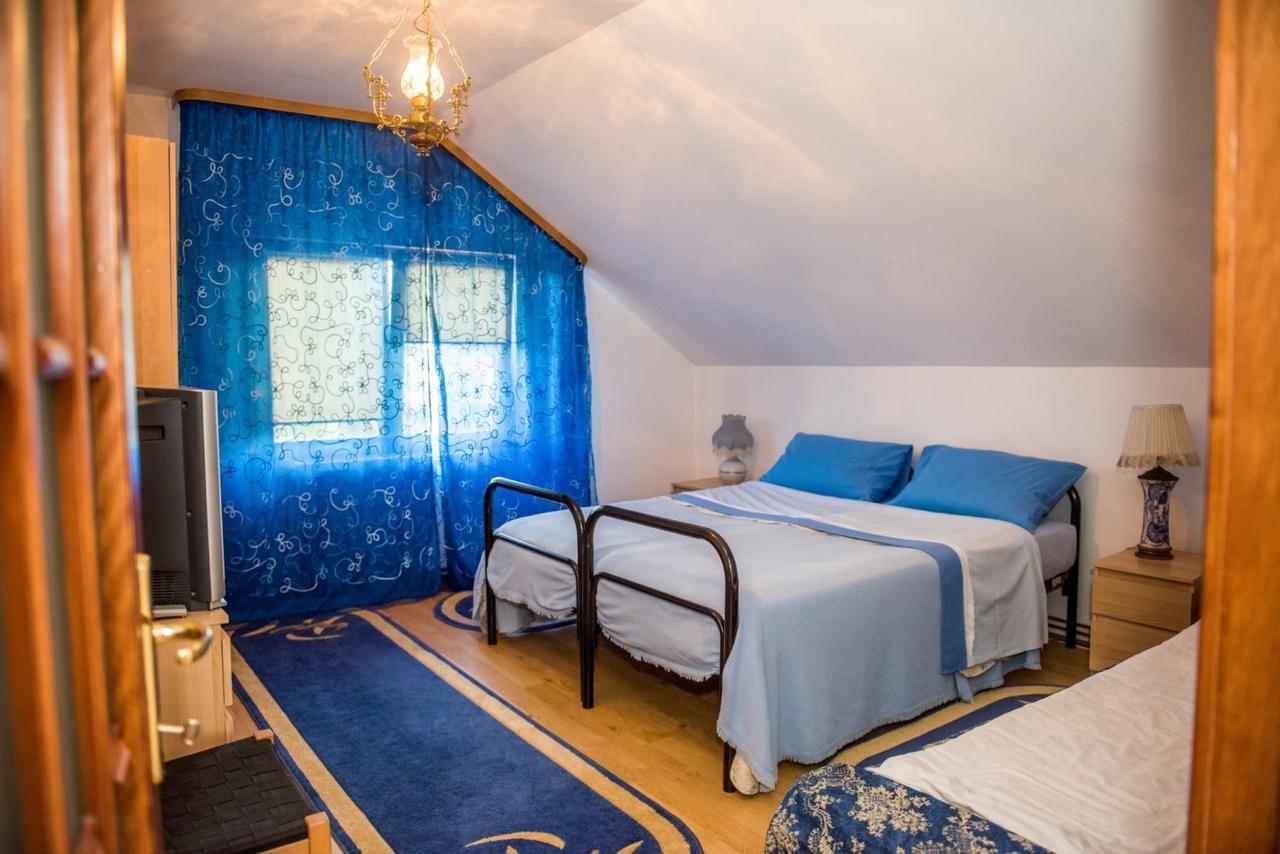 Casa Gotika Guest House วามา ภายนอก รูปภาพ