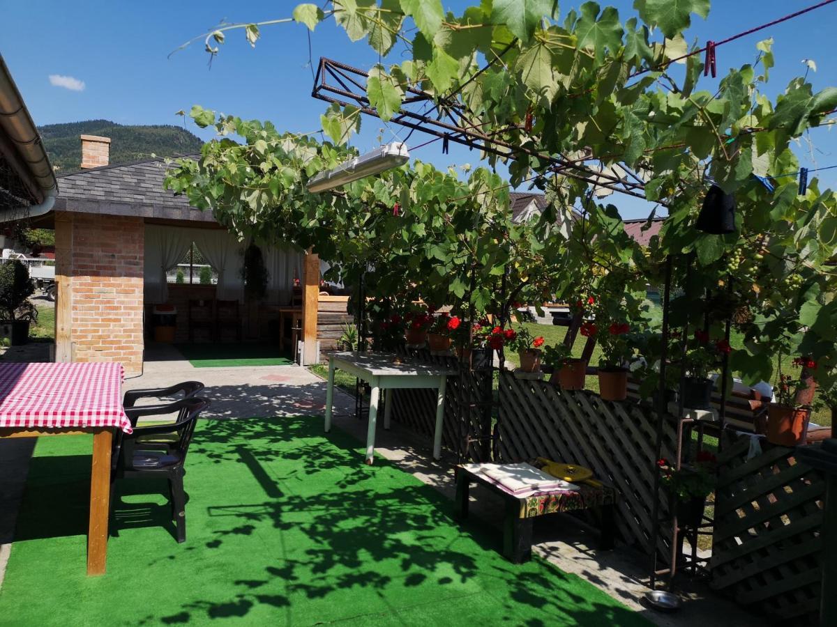 Casa Gotika Guest House วามา ภายนอก รูปภาพ