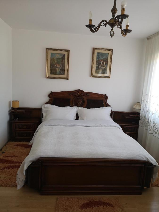 Casa Gotika Guest House วามา ภายนอก รูปภาพ